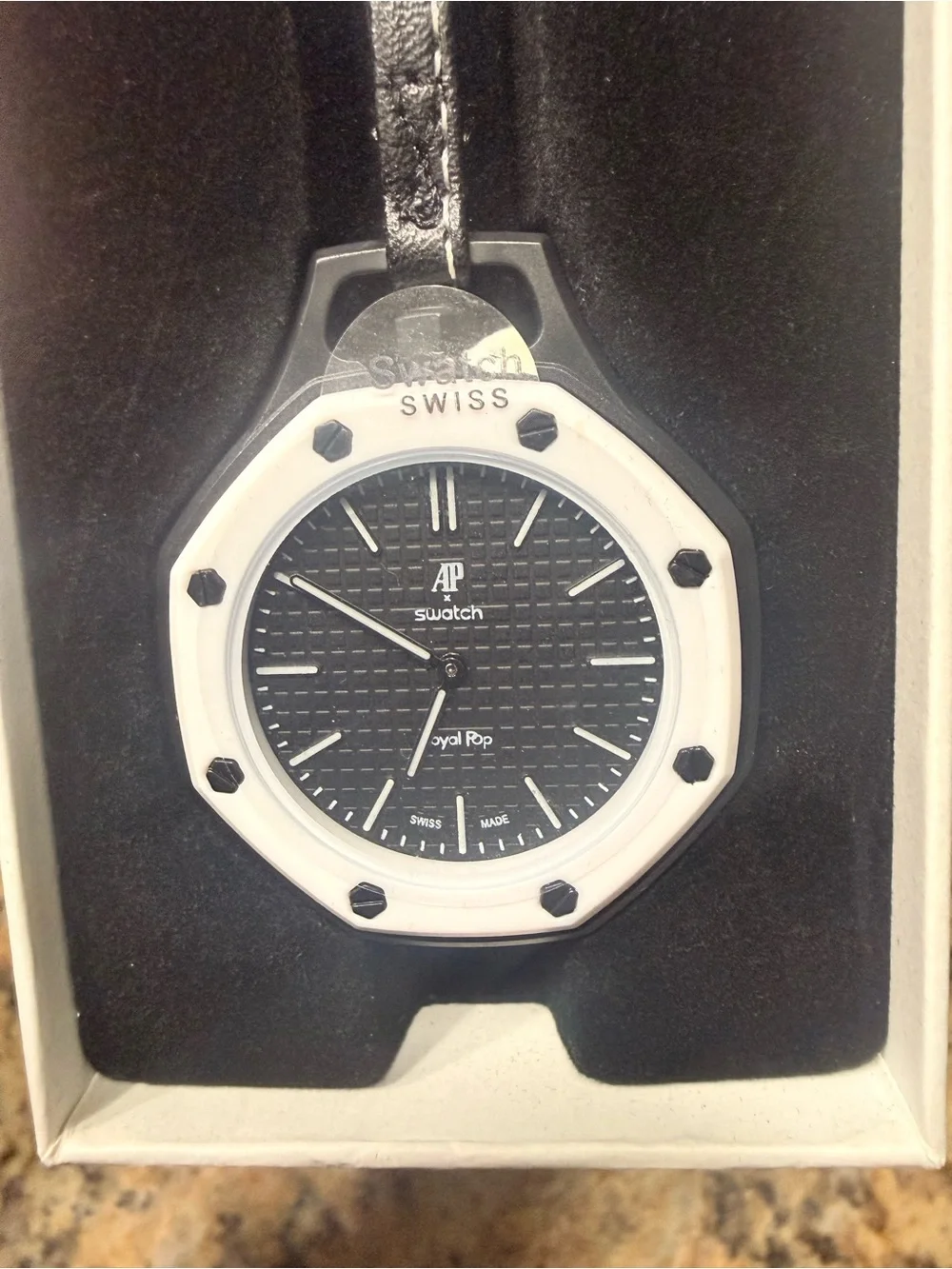 Swatch Men's Black Dial with White Bezel Royal Pop